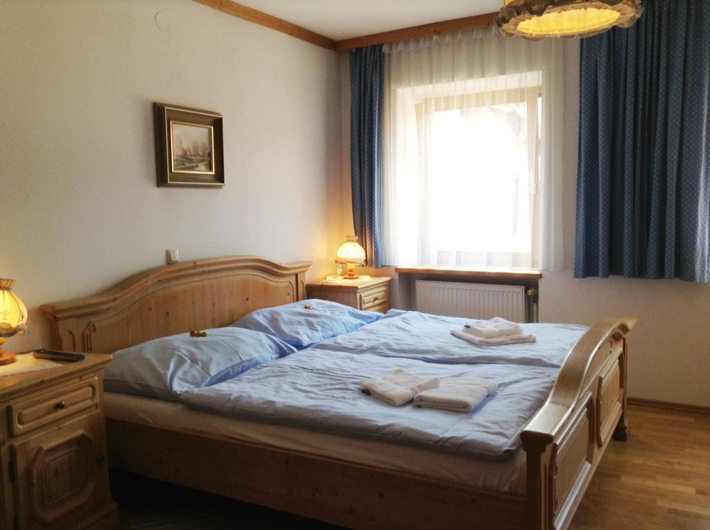 Fruehstueckspension Zur Post Reisinger Kg St Oswald Sankt Oswald bei Freistadt Rom bilde
