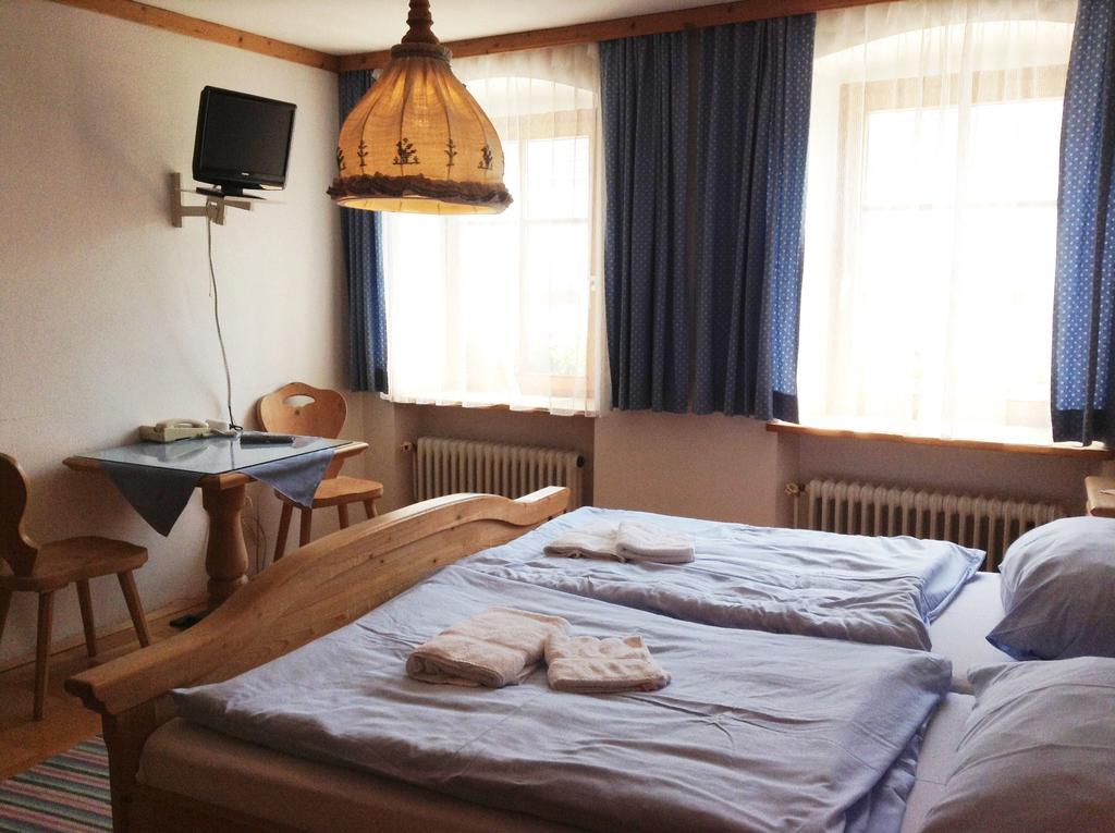 Fruehstueckspension Zur Post Reisinger Kg St Oswald Sankt Oswald bei Freistadt Eksteriør bilde